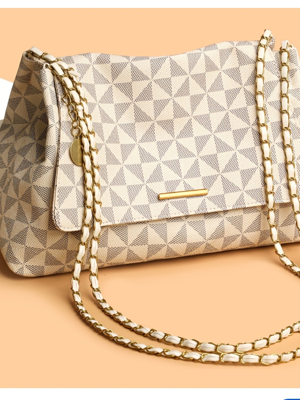 Cream Geometric Chain Shoulder Bag 4